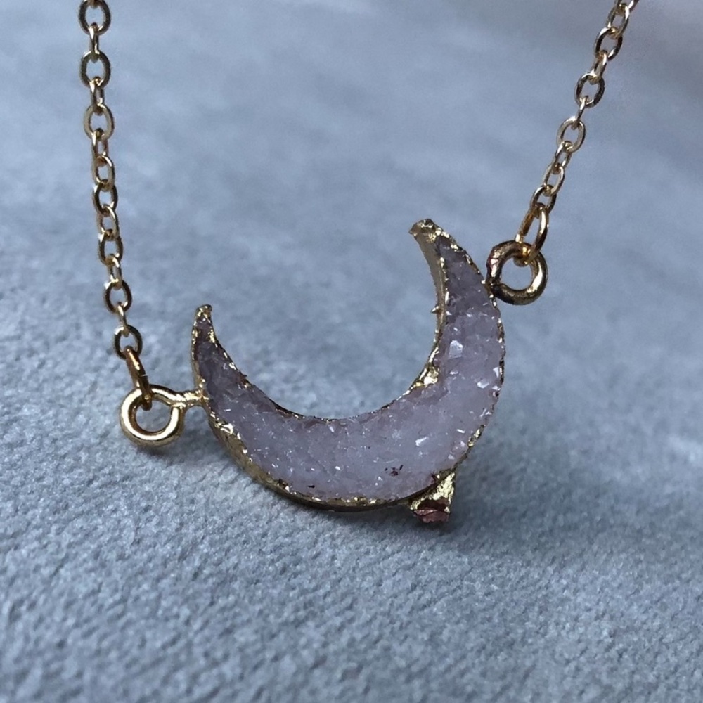 White Moon Faux Druzy Gold Tone Necklace ~ Brand New!